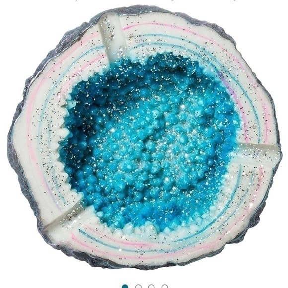 Colorful Blue Crystal Geode Stone Design 4.25 inch Ashtray - Picture 6 of 8